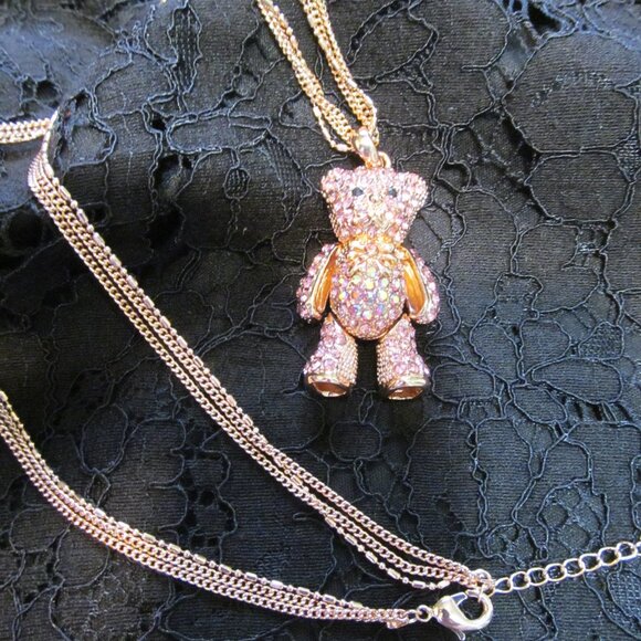 Off Park Collection Pink Crystal Rose Tone Teddy Bear Pendant w 18" Chain NEW - Picture 5 of 16